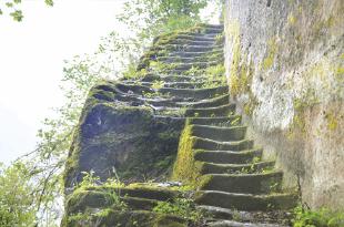 Leinsweiler, Burgruine Neukastel